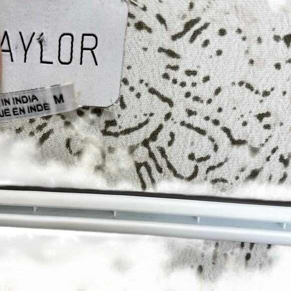 Saylor | Revolve White & Green Tiered Ruffle Peasant Gauze Top Medium Boho EUC - Picture 3 of 8